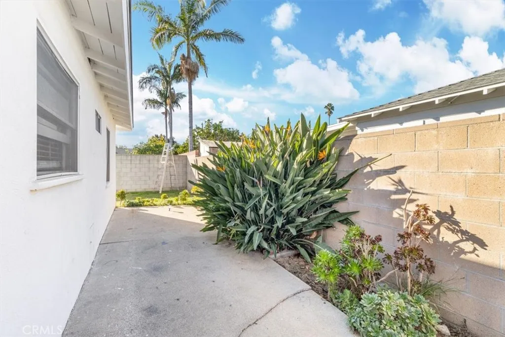 5313 Golden West, Temple City, California 91780 home-pic-59